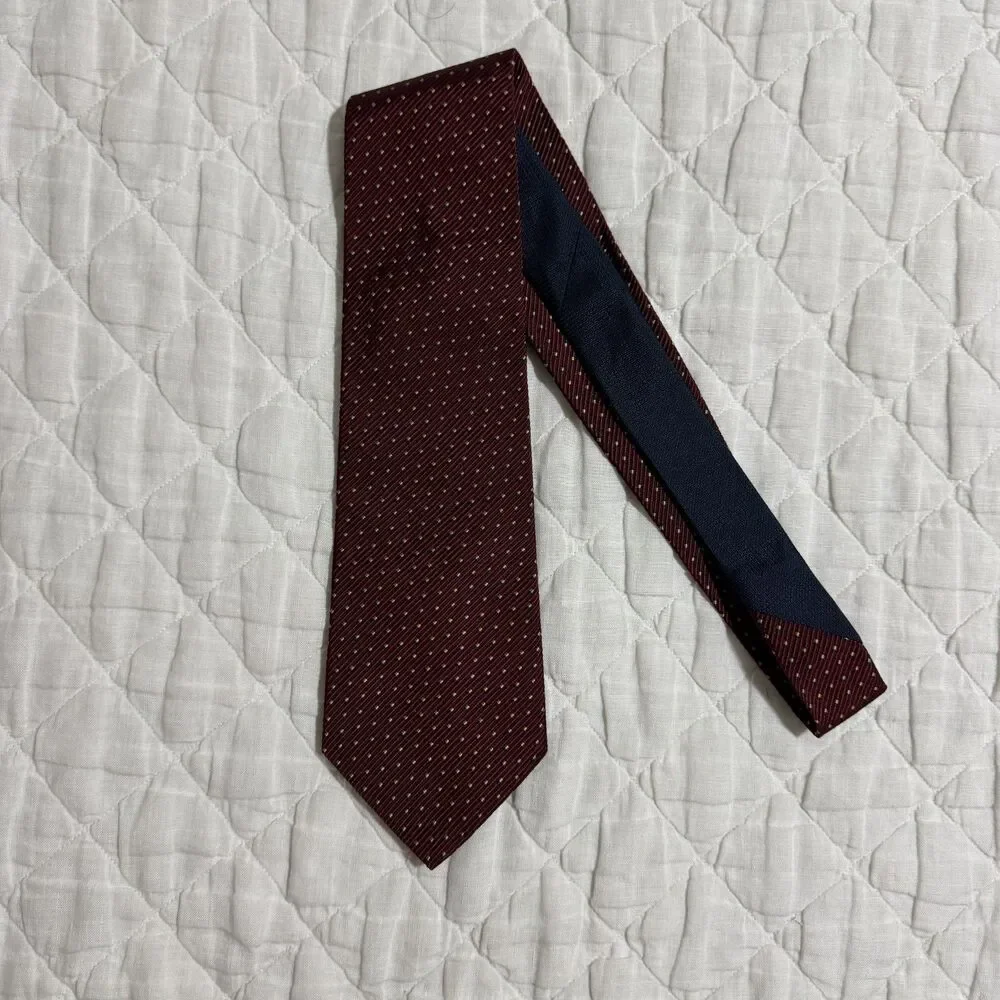 Vintage Tommy Hilfiger Mens Italian Silk Tie Geometric Burgundy Navy Necktie USA